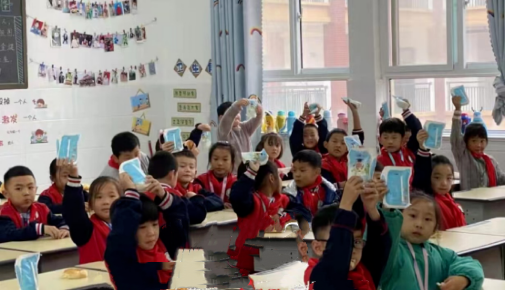 未來可期 健康護(hù)航丨花花牛乳業(yè)集團(tuán)取得學(xué)生飲用奶常、低溫發(fā)酵乳生產(chǎn)資質(zhì)