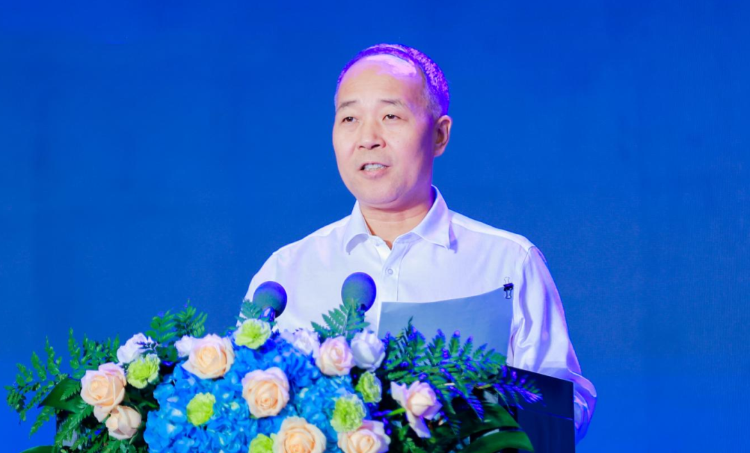 啟航新征程 點亮新賽道丨花花牛乳業(yè)集團參加第十四屆中國奶業(yè)大會暨D20峰會，榮獲“中國乳制品生產(chǎn)企業(yè)現(xiàn)代化等級5A級”評定殊榮