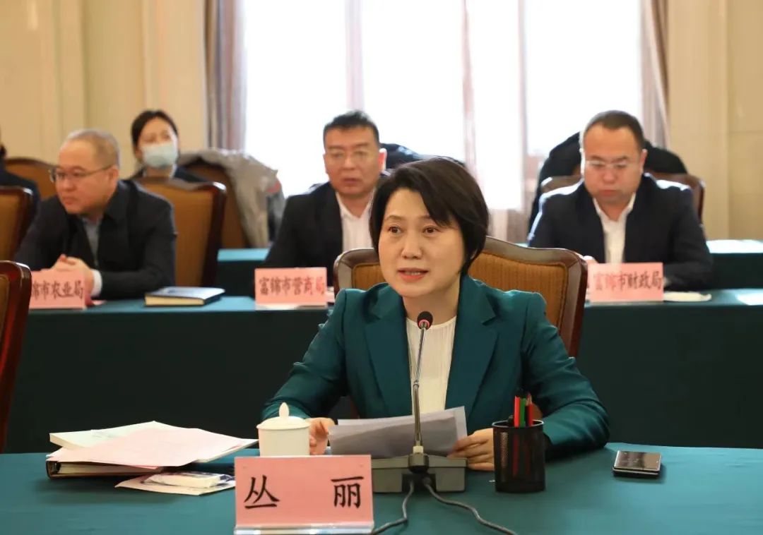 產(chǎn)業(yè)聯(lián)動(dòng)促發(fā)展 合作共贏創(chuàng)未來 | 佳木斯市政府、富錦市政府與花花牛乳業(yè)集團(tuán)正式簽署戰(zhàn)略合作協(xié)議