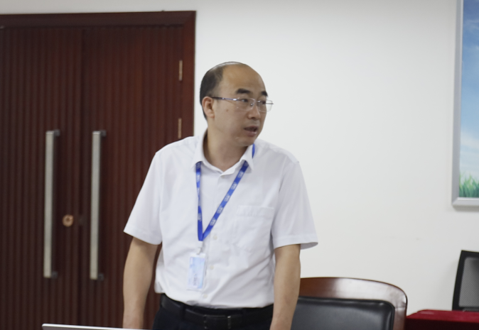 繼往開來 · 再創(chuàng)輝煌 | 花花牛乳業(yè)集團召開9月營銷、養(yǎng)殖及飼料月度經(jīng)營工作會議