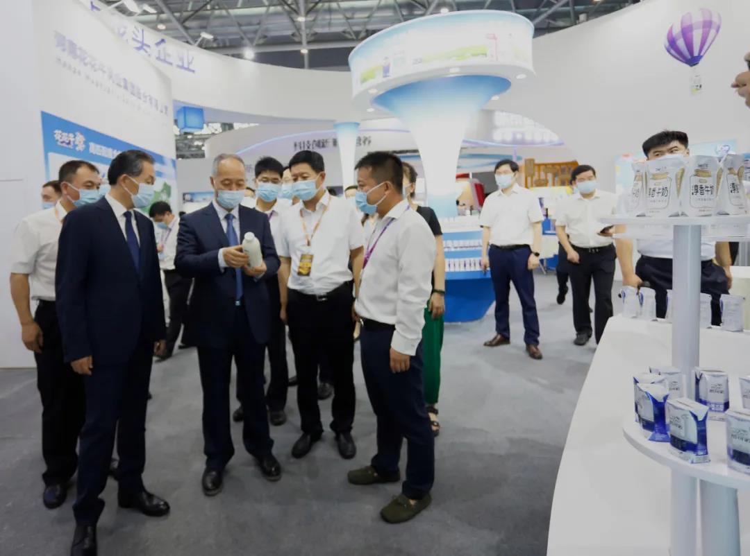 第十二屆中國(guó)奶業(yè)大會(huì)、中國(guó)奶業(yè)展覽會(huì)暨2021中國(guó)奶業(yè)20強(qiáng)（D20）峰會(huì)在合肥盛大召開(kāi)