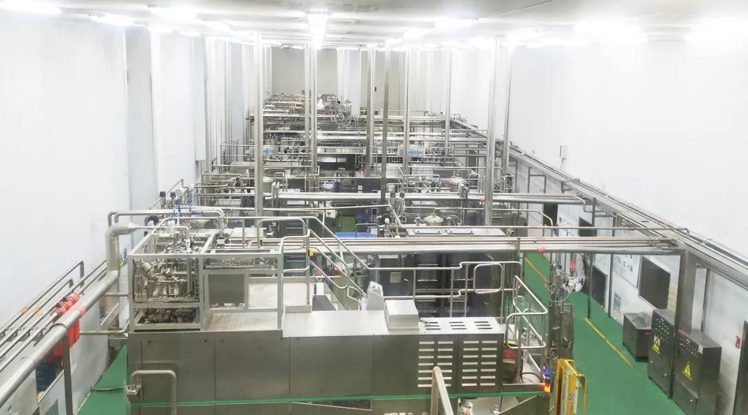 鄭州航空港區(qū)黨工委書記張俊峰蒞臨鄭州花花牛乳制品有限公司調研