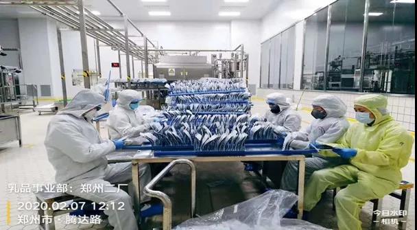 花花牛 | 疾風(fēng)來(lái)臨，你是不是勁草？