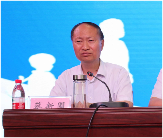 “健康中原，牛奶伴您行——花花牛乳業(yè)集團(tuán)2018中國(guó)小康牛奶行動(dòng)” 公益助學(xué)啟動(dòng)儀式隆重舉行