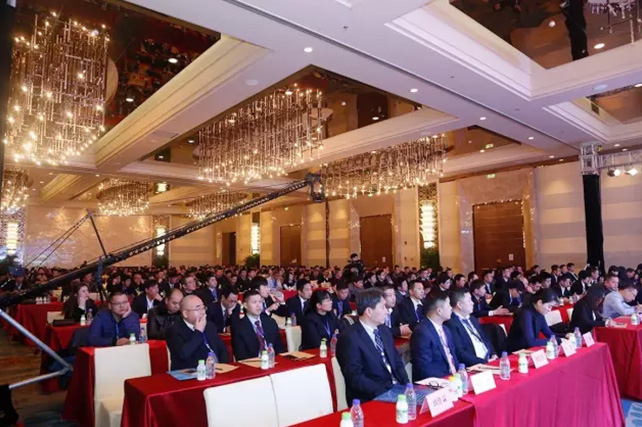 年度盛典|【凝心聚力 共贏未來】花花牛2017年客戶大會紀(jì)實(shí)