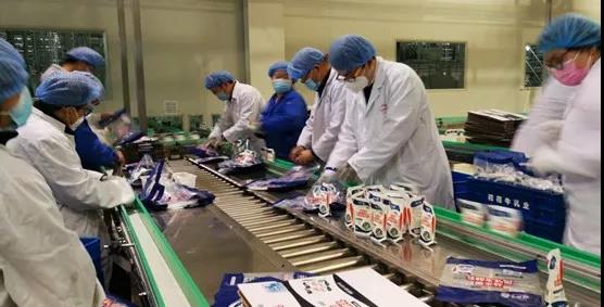 花花牛 | 全面復(fù)工 確保百姓所需 看中原乳企花花牛如何助力抗疫 花花牛 | 全面復(fù)工 確保百姓所需 看中原乳企花花牛如何助力抗疫