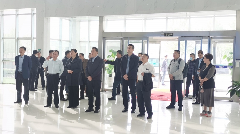 花花牛丨沈陽市人大常委會副主任曹鵬一行蒞臨花花?？疾熳? />
			</div>
		<div   id=